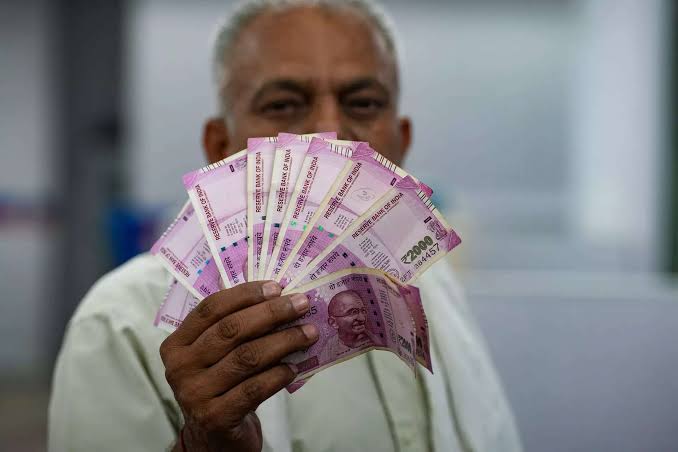 RBI defends before Delhi HC Rs 2000 banknote exchange exercise
