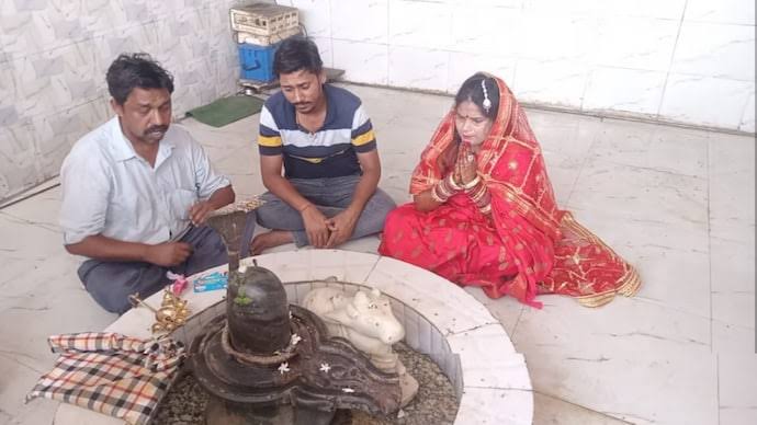 Bride Chases Groom For 20 Kms, Brings Him To Mandap After He Has Cold Feet On Wedding Day