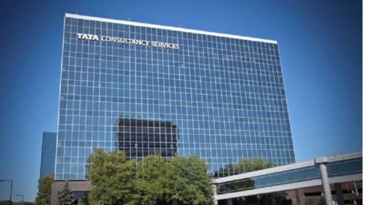 IS TCS CUTTING VARIABLE PAY OF EMPLOYEES?