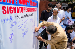 Aam Aadmi Party holds demonstration over 9,000 women missing from J&K