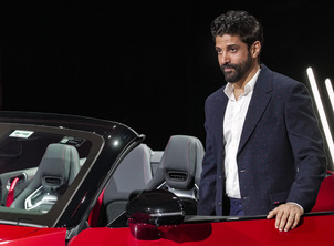 Time has come to take legacy of 'Don' forward: Farhan Akhtar confirms 3rd film with new lead