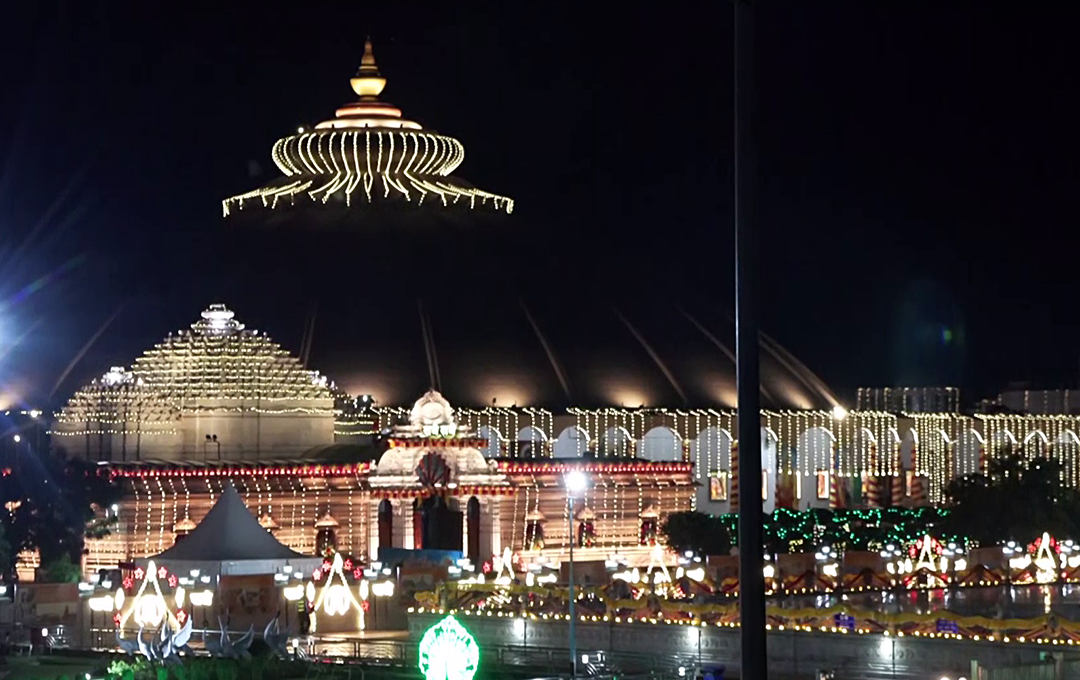 Devotees celebrate Janmashtami at Sri Krishna Janmasthan in Mathura