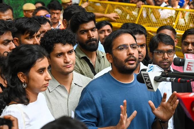 Delhi Police files FIR against Ranka, Das after Jantar Mantar breach